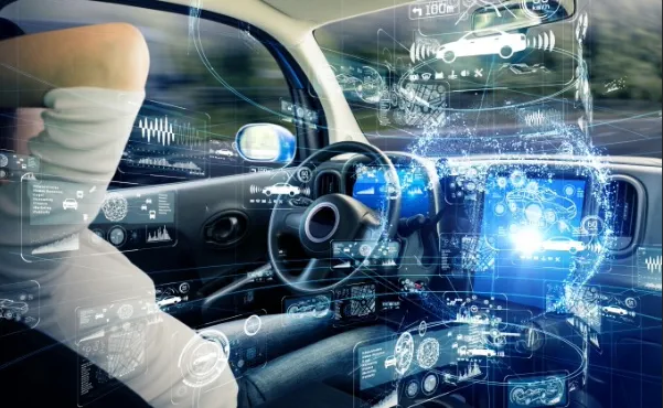 15 autos inteligentes que debes conocer en 2026